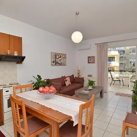 Diogenis Apartment